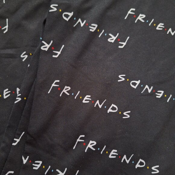 Friends 3 Piece Bundle of Beanie Leggings and Hoodie - Picture 7 of 11